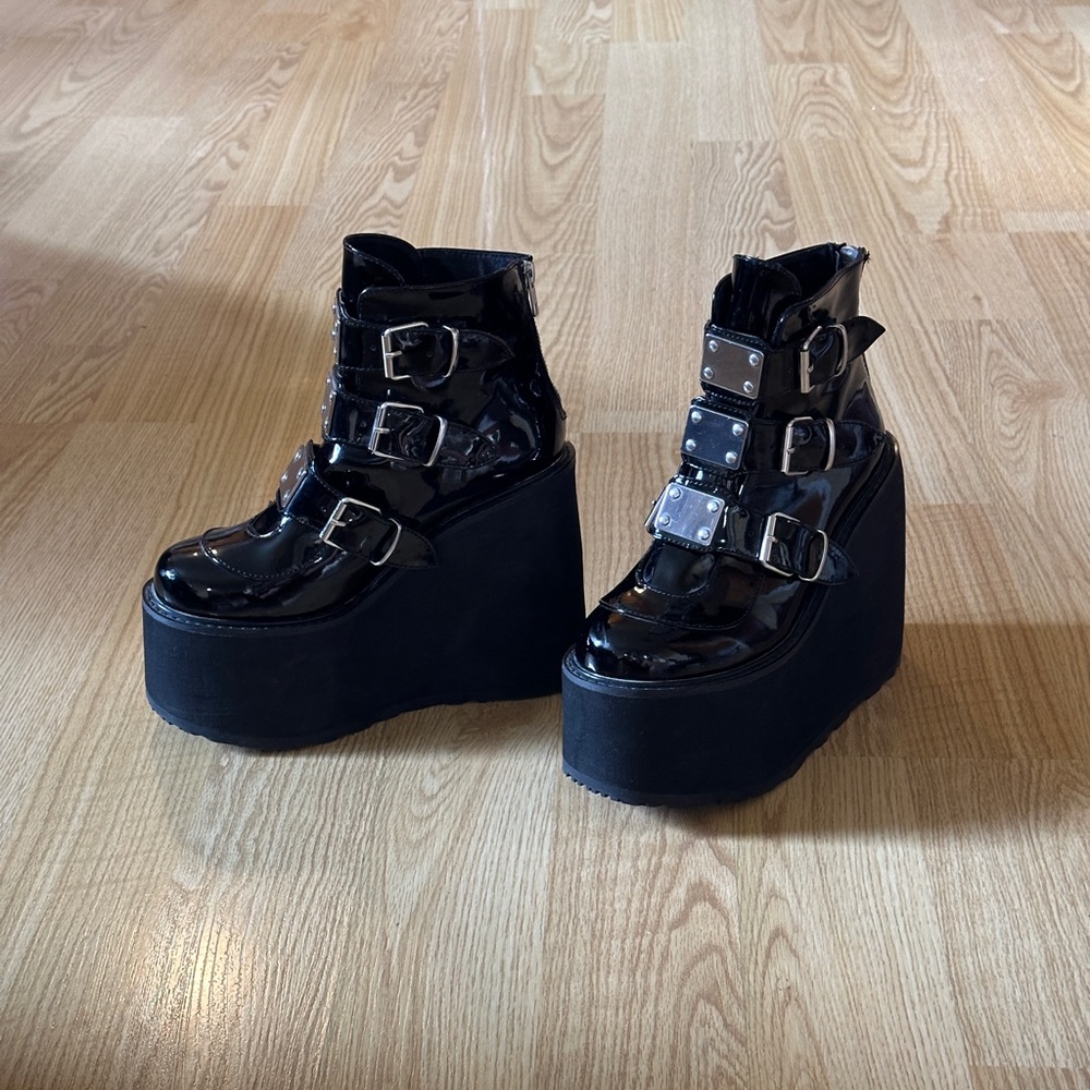 Demonia - Swing 105 - US 8
